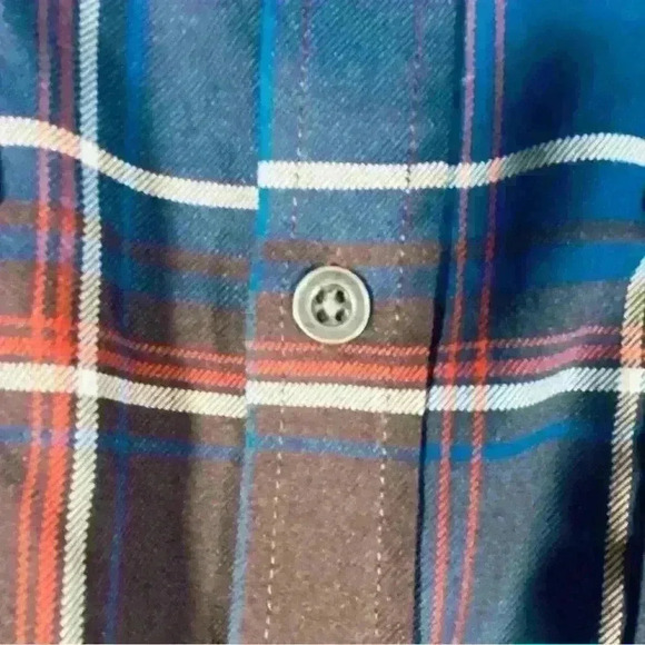 Men’s Swiss Tech Long sleeve button up. LG 42-44 - Picture 8 of 11